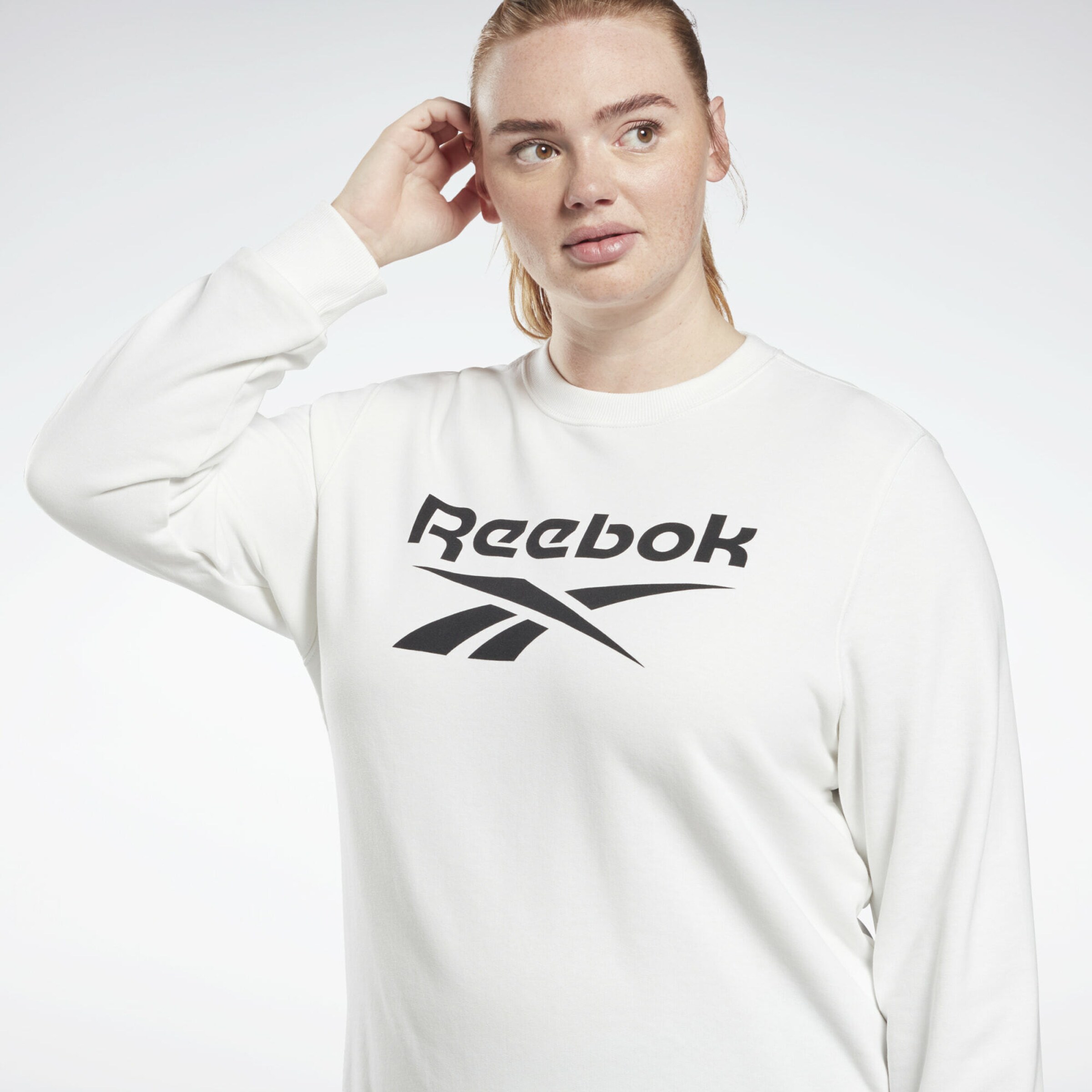 Frauen Sportarten Reebok Sport Sweatshirt in Weiß - DP77105