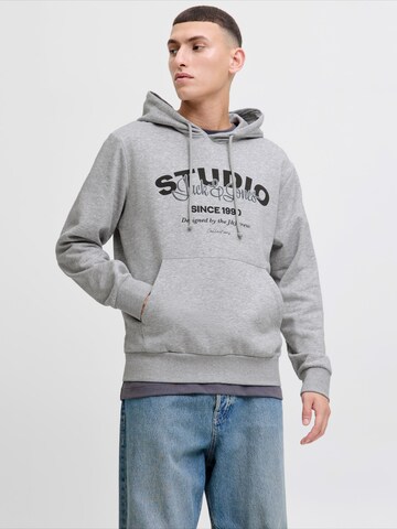 JACK & JONES Majica 'JJYUKI' | siva barva: sprednja stran