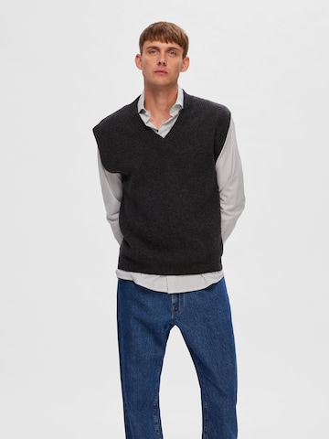 SELECTED HOMME جينز مضبوط قميص 'Milo' بلون أزرق
