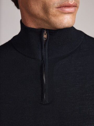 Next Pullover in Schwarz