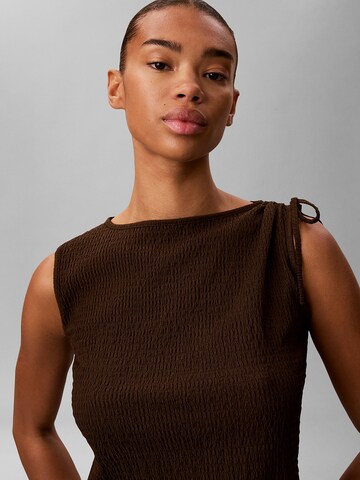 Haut Calvin Klein Jeans en marron