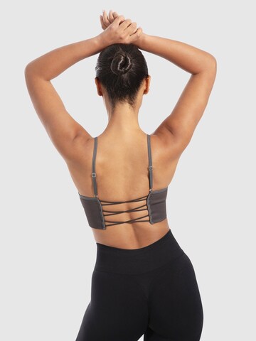 Haut de sport ' Alma ' Smilodox en gris