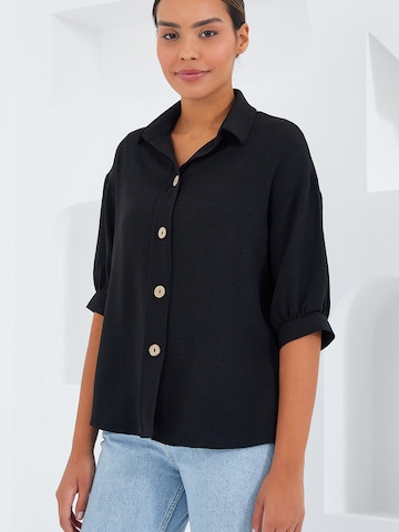 melns Bigdart Blūze: no priekšpuses