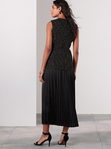 Robe Next en noir