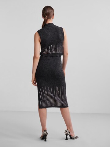 PIECES Knitted Top 'MINA' in Grey