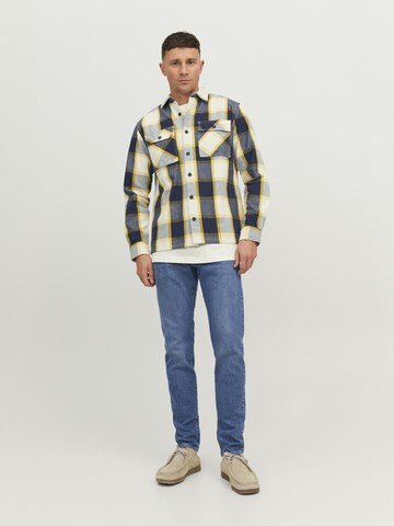 R.D.D. ROYAL DENIM DIVISION Comfort fit Button Up Shirt in Blue