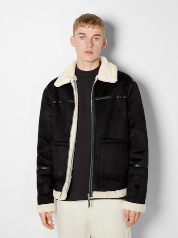 Bershka Jacke in Schwarz: predná strana