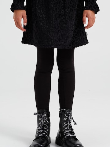 WE Fashion Skinny Leggings in Black: front