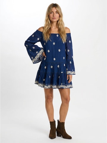 Miss June Dress 'Robe Shinne' in Blue: front