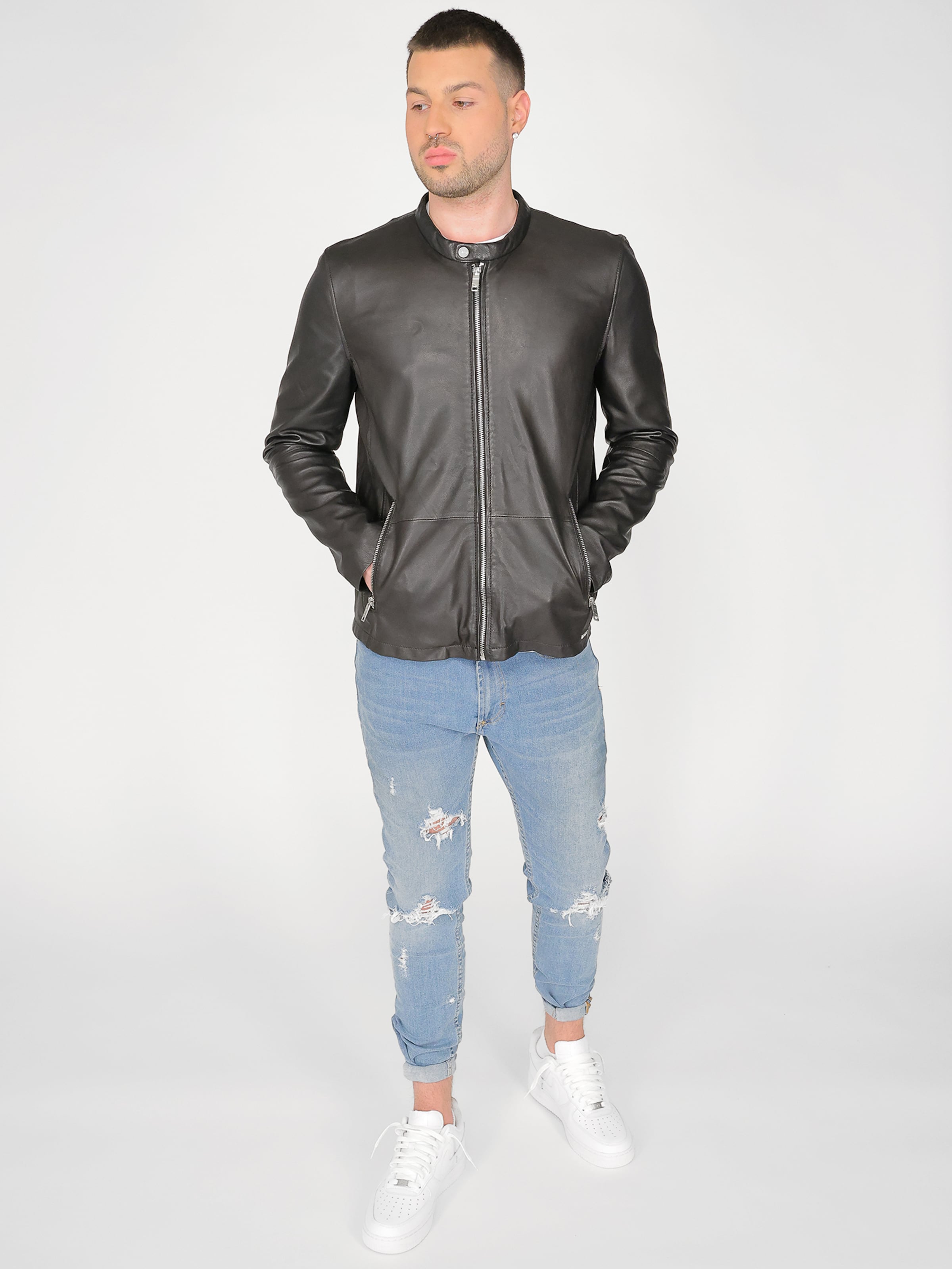 Männer Große Größen Maze Übergangsjacke in Schwarz - MA85177 Männer Große Größen Maze Übergangsjacke in Schwarz - MA85177