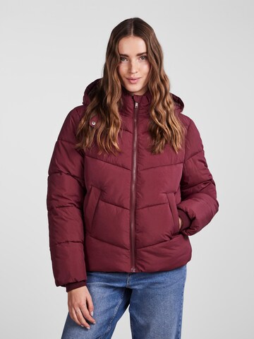 PIECES Winter Jacket 'JAMILLA' in Red: front