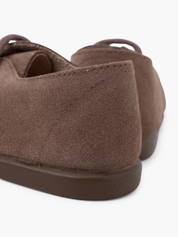 Scarpa bassa di Pisamonas in grigio