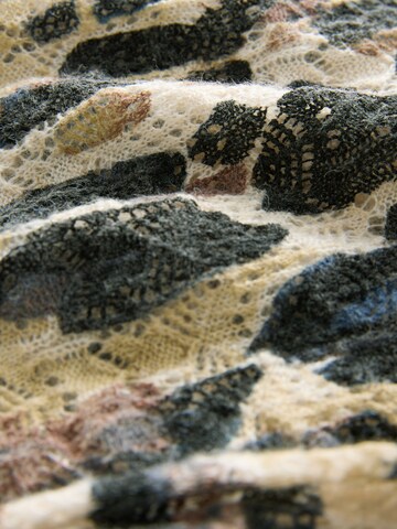 Next Sweater in Mixed colors
