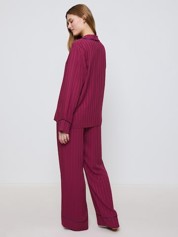 TRIUMPH - Pijama 'Amourette Jacquard' en rojo