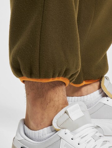 PUMA Tapered Hose 'Polar' in Grün