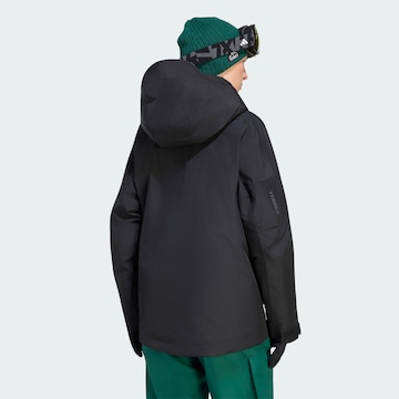 ADIDAS TERREX - Casaco outdoor 'Xploric' em preto