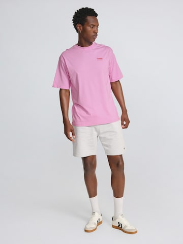 Hummel Bluser & t-shirts 'Football' i pink
