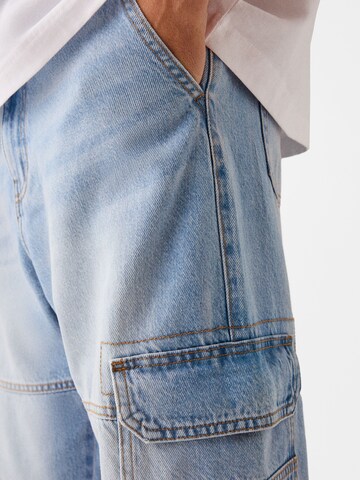 Bershka Loose fit Cargo jeans in Blue