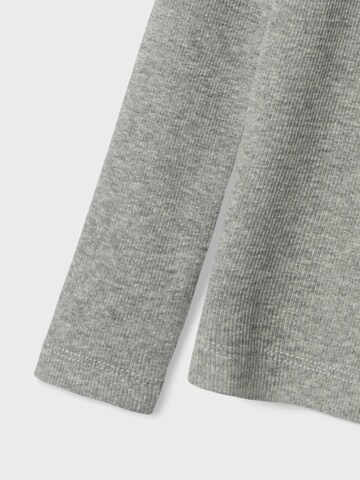 Maglietta 'NKFNakal' di NAME IT in grigio