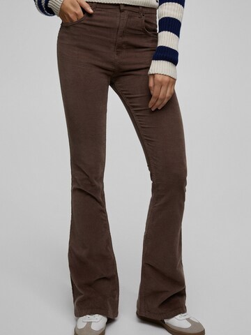 Flared Jeans di Pull&Bear in marrone