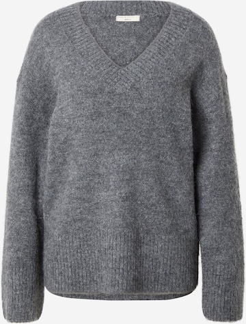 Pull-over Gina Tricot en gris : devant