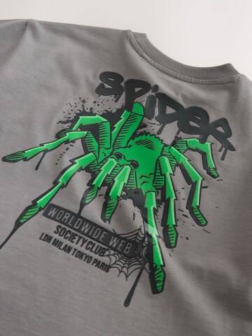 Next - Camiseta en gris