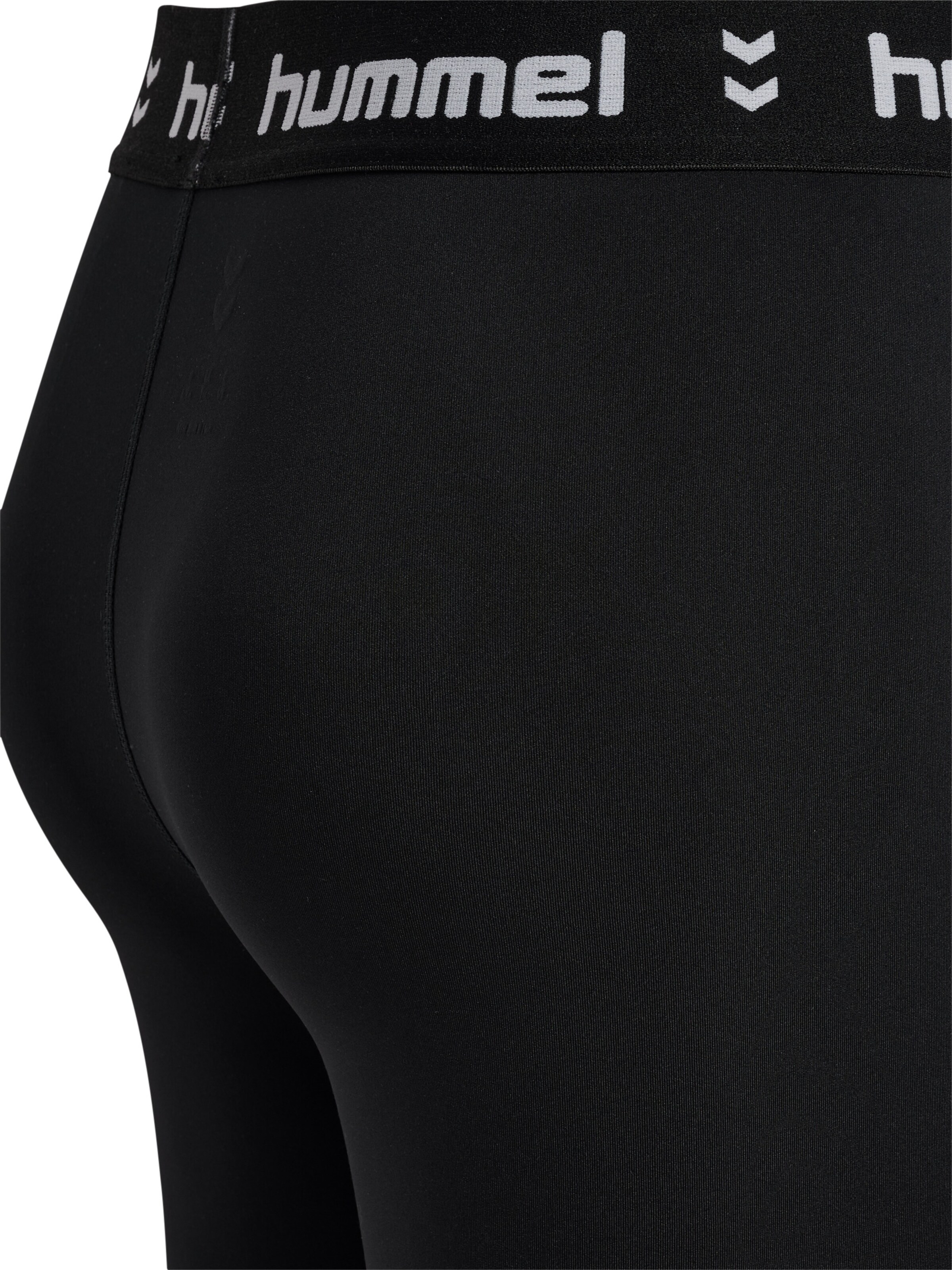 Skinny Pantaloni sport 'Pulse' de la Hummel pe negru