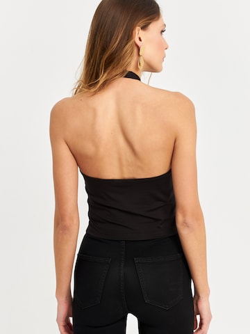 Cool & Sexy Top in Black