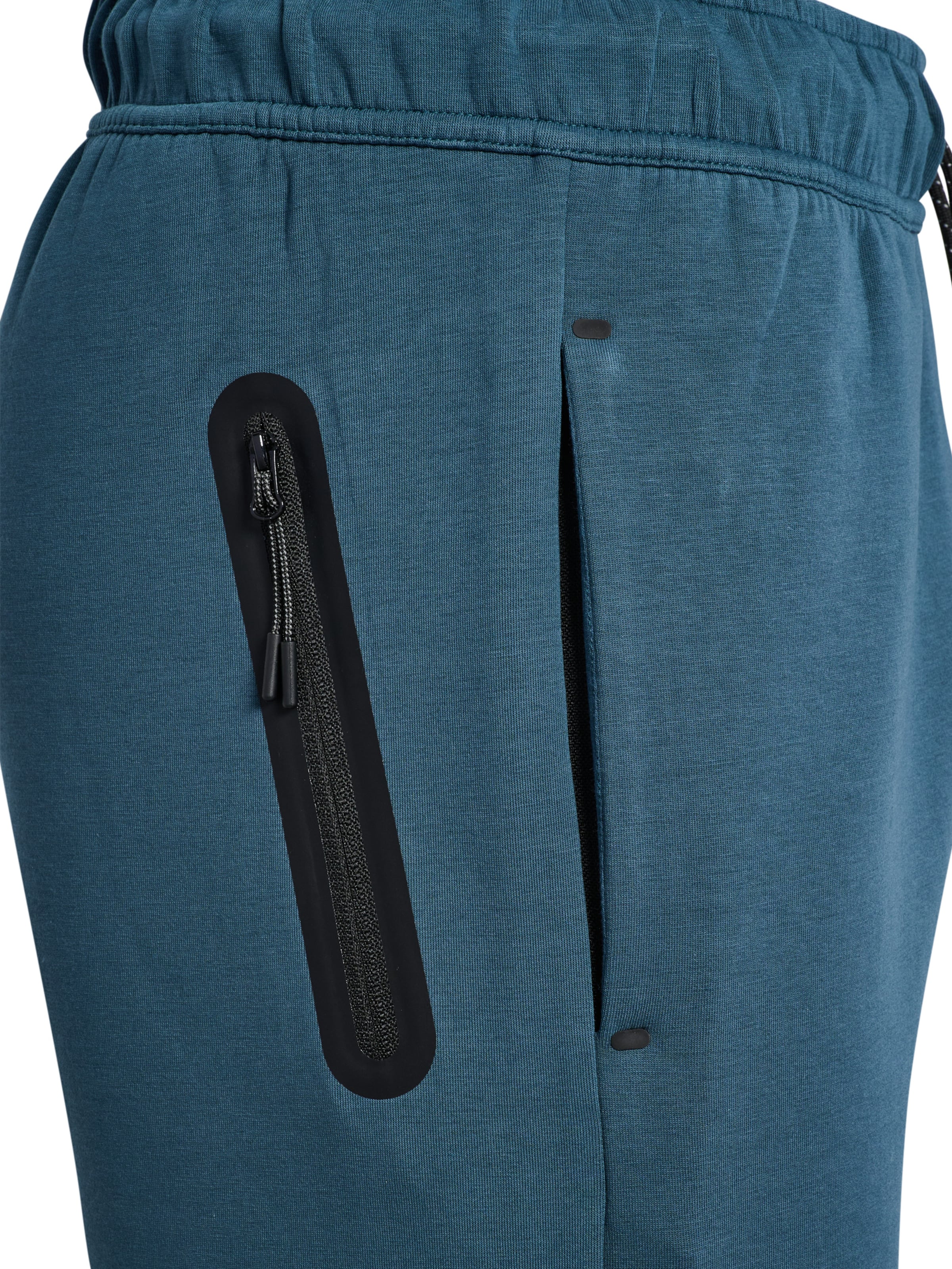 Hummel Tapered Workout Pants 'Tech Fleece' in Blue
