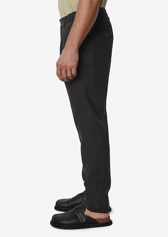 Marc O'Polo Regular Pleat-Front Pants 'Osby' in Black