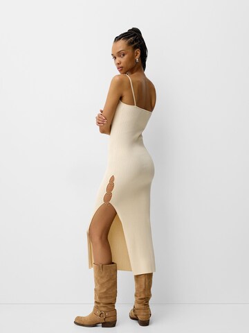 Abito in maglia di Bershka in beige