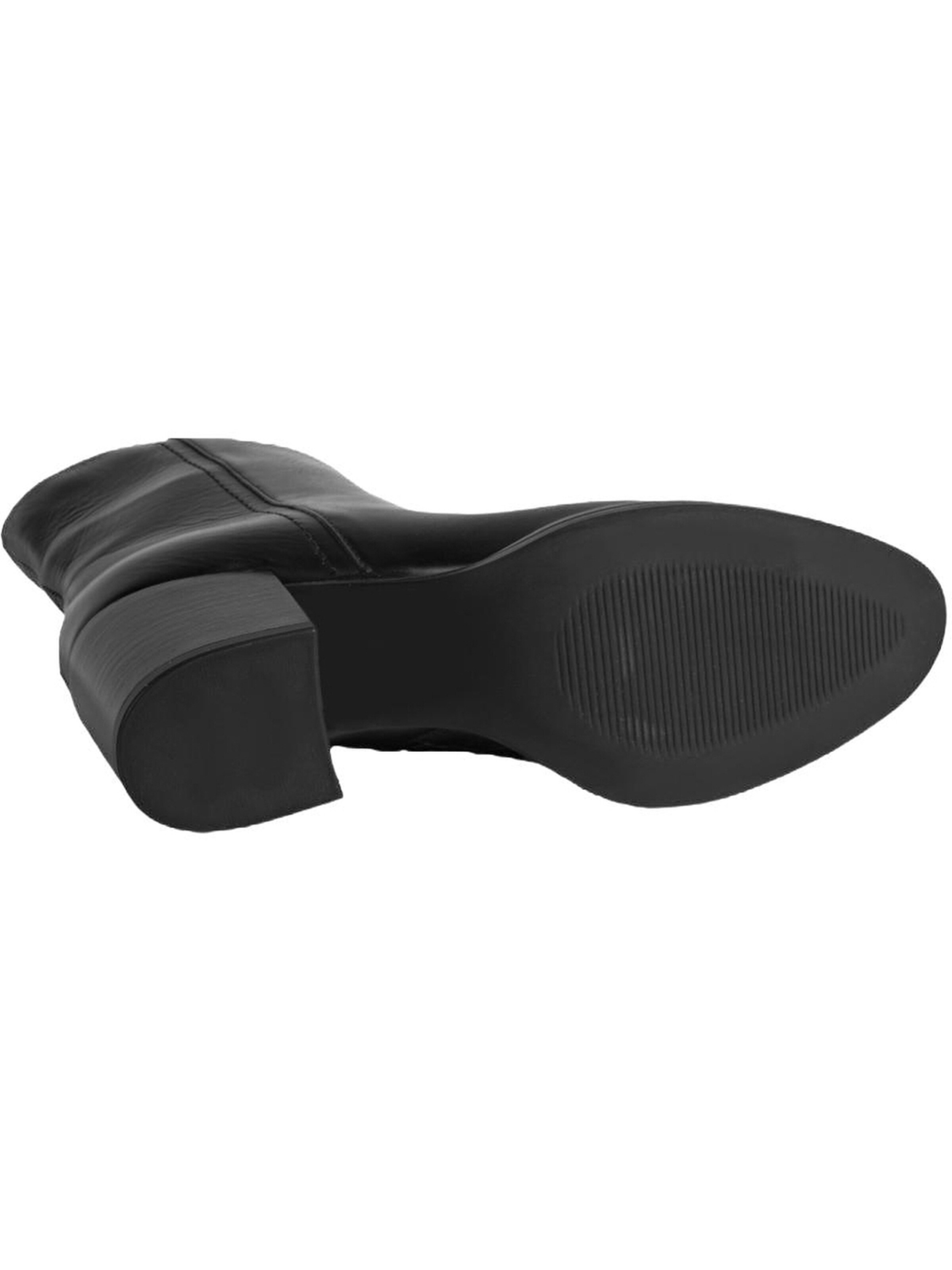 Desa Boots in Black