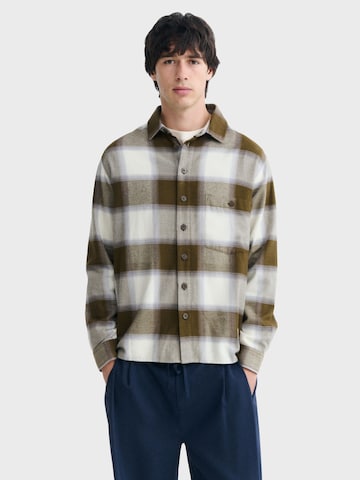 Coupe regular Chemise 'THEO' Thinking MU en vert : devant