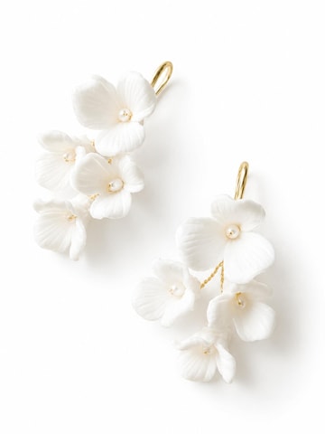 ANNIS WIESBADEN EST. 2021 Earrings 'Brautohrring ÉLEA 4 Blüten' in Gold: front