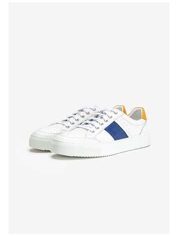 INUOVO Sneakers in White