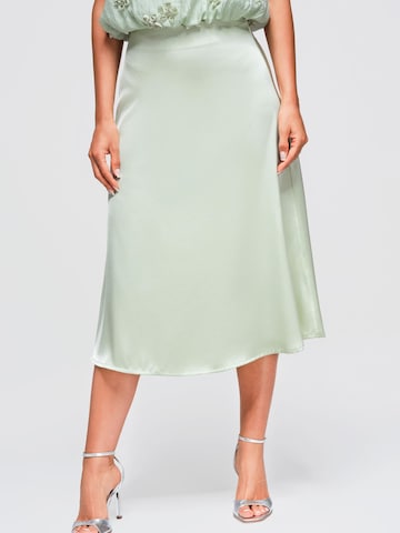 Ombre Skirt in Green: front