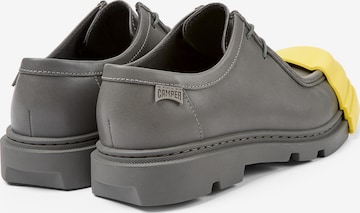 Scarpa stringata 'Junction' di CAMPER in grigio