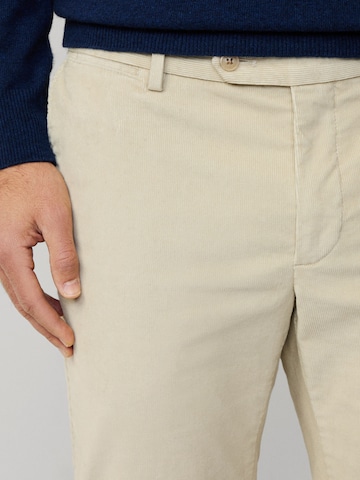 Hackett London Regular Hose in Weiß