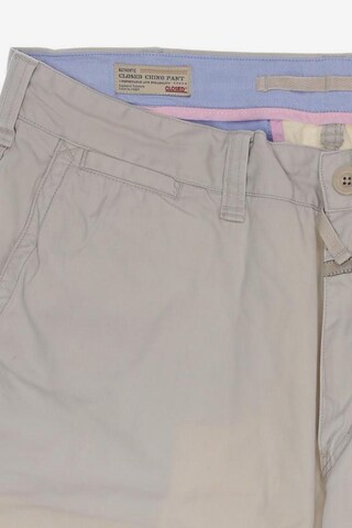 Closed Shorts in 36 in White
