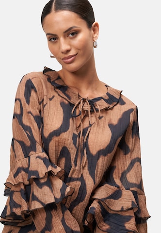 zero Bluse in Braun