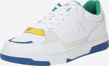 Sneaker low de la TOMMY HILFIGER pe alb: față