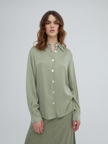 EDITED Blouse 'Ramona' in Groen: voorkant