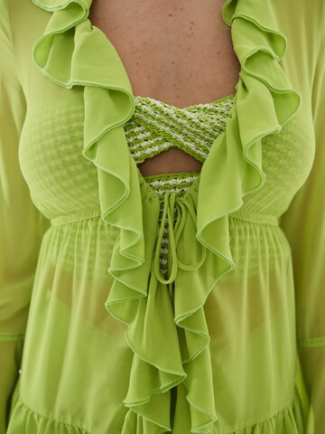 ABOUT YOU x Laura Giurcanu Blouse 'Margarete' in Groen