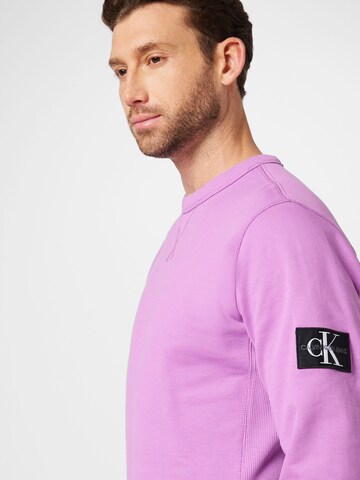 Calvin Klein Jeans Klasický střih Mikina – fialová