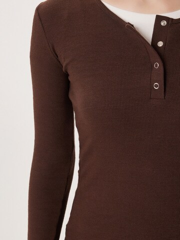 Happiness İstanbul Bluse 'Blusen'‌‌‌‌‌‌‌‌ in Braun