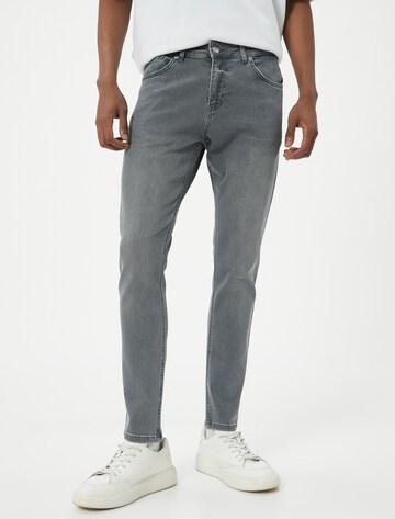 Koton Skinny Jeans in Blue: front