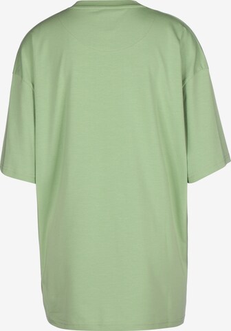 Robe Karl Kani en vert