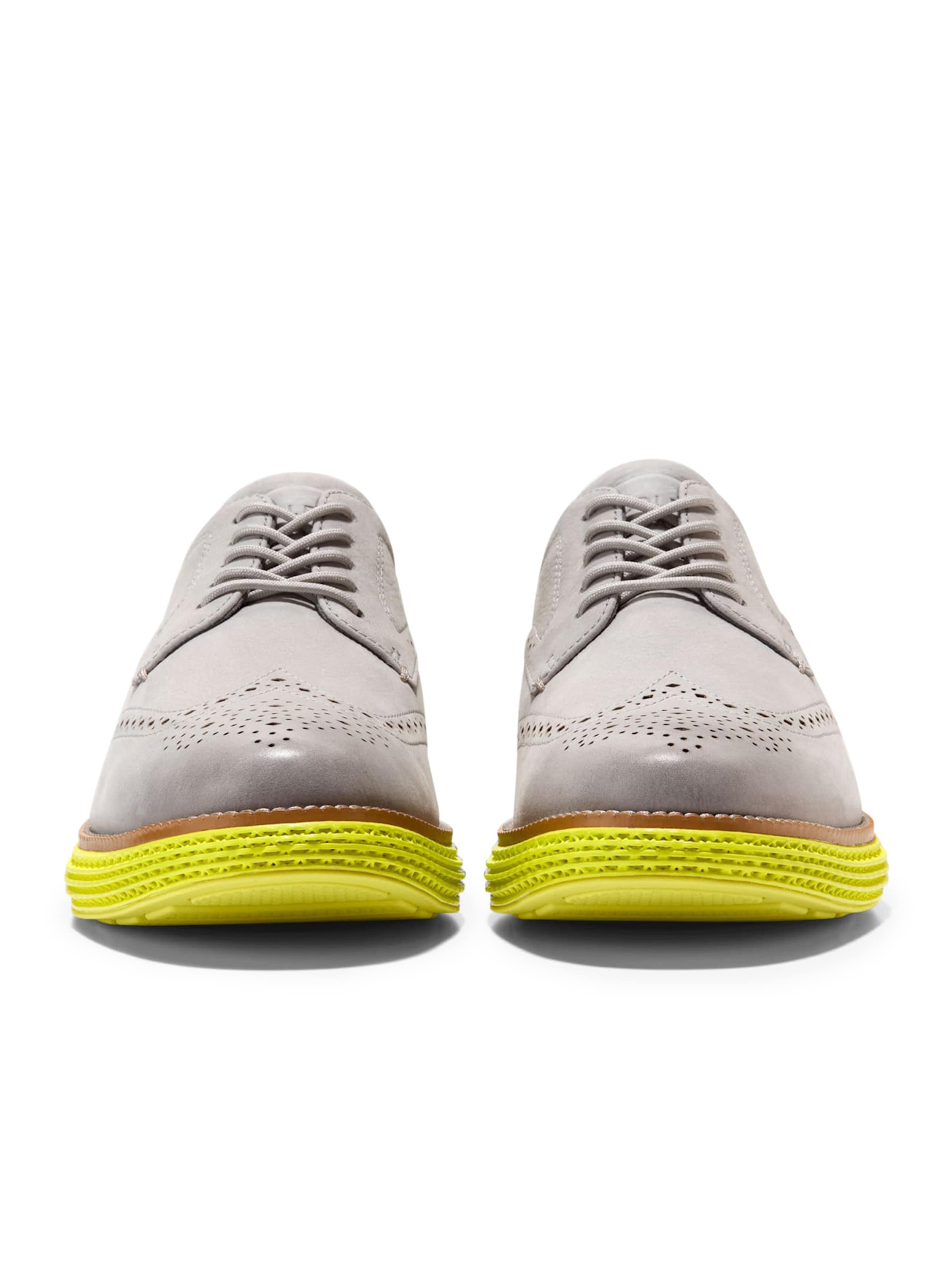 Chaussure à lacets Cole Haan en gris