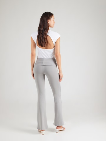 évasé Pantalon BALMOHK en gris
