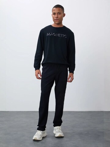 Sweat-shirt 'Sweatshirts' Tommy Life en noir